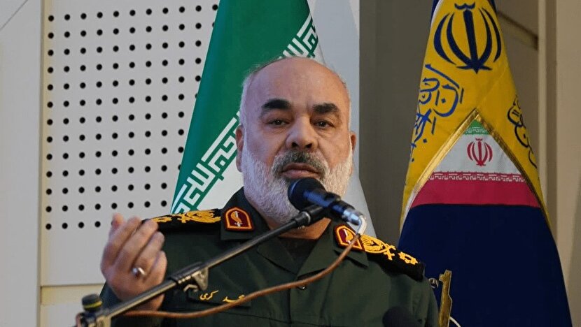 فرمانده نیروی زمینی سپاه: با روحیه و اراده قوی در میدان هستیم