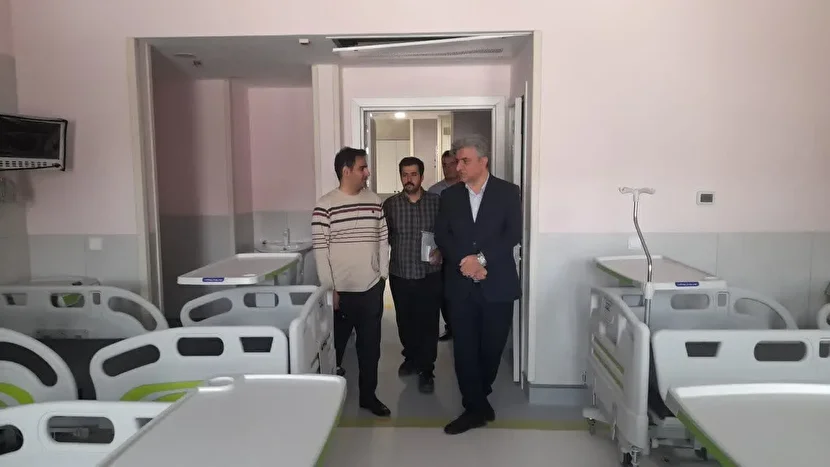 بازدید هیئت اعزامی سازمان خدمات درمانی نیروهای مسلح از بیمارستان جدید شهید دکتر قاضی در سنندج