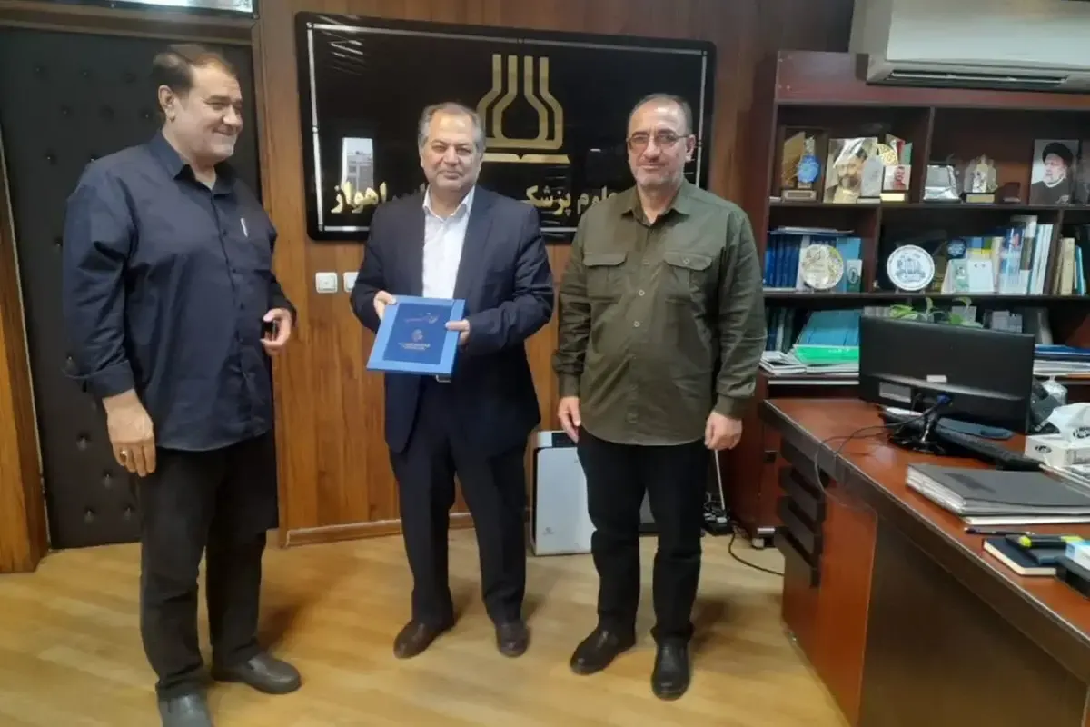 تقدیر معاون بهداری رزمی نیروی زمینی سپاه از رئیس دانشگاه علوم پزشکی اهواز